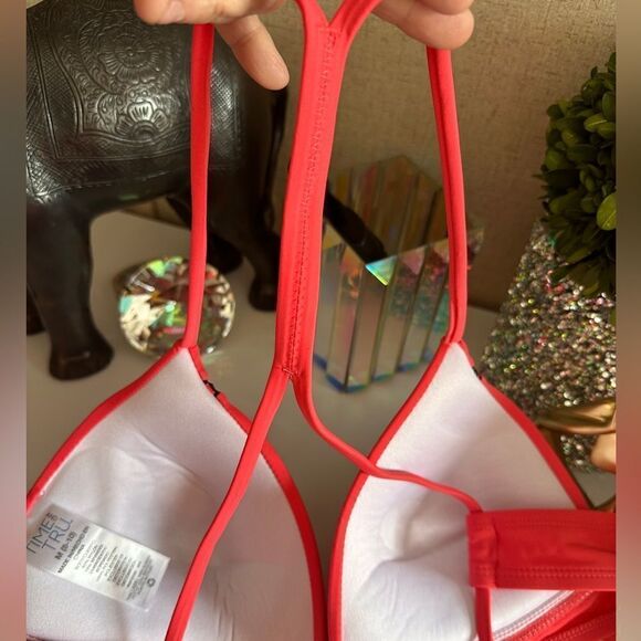 Time and Tru Women's Molded Flamengo Dancer
Тор Size M - Picture 6 of 17